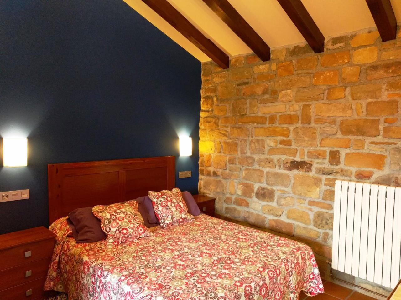 Apartamentos Rurales Knicasia Quintueles Dış mekan fotoğraf
